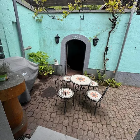 Ferienhaus Bobenthal 度假居